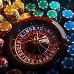 mmslot VIP program တွင် Myanmar ကစားသမားများ cashback bonus ရရှိကာ ငွေထုတ်နေသောပုံ